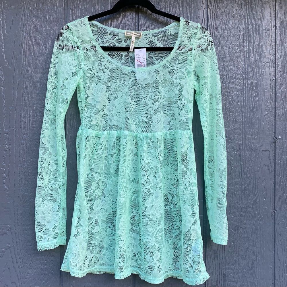 Kirra Pacsun Long Sleeve Pale Green Lace Top XS